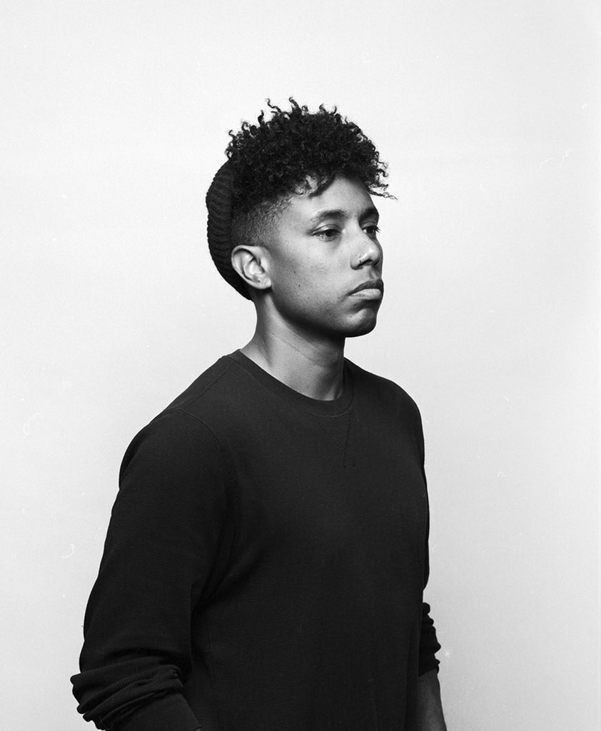 ZEALE's tweet image. “Self” is the root word of 2020. We learned self love, self care, self reliance, and more. We faced America’s ugly truths and found hope in each other. We struggled with inner demons and faced our inner-critics. But this year is not a loss. We gained so much by looking inward. 🖤