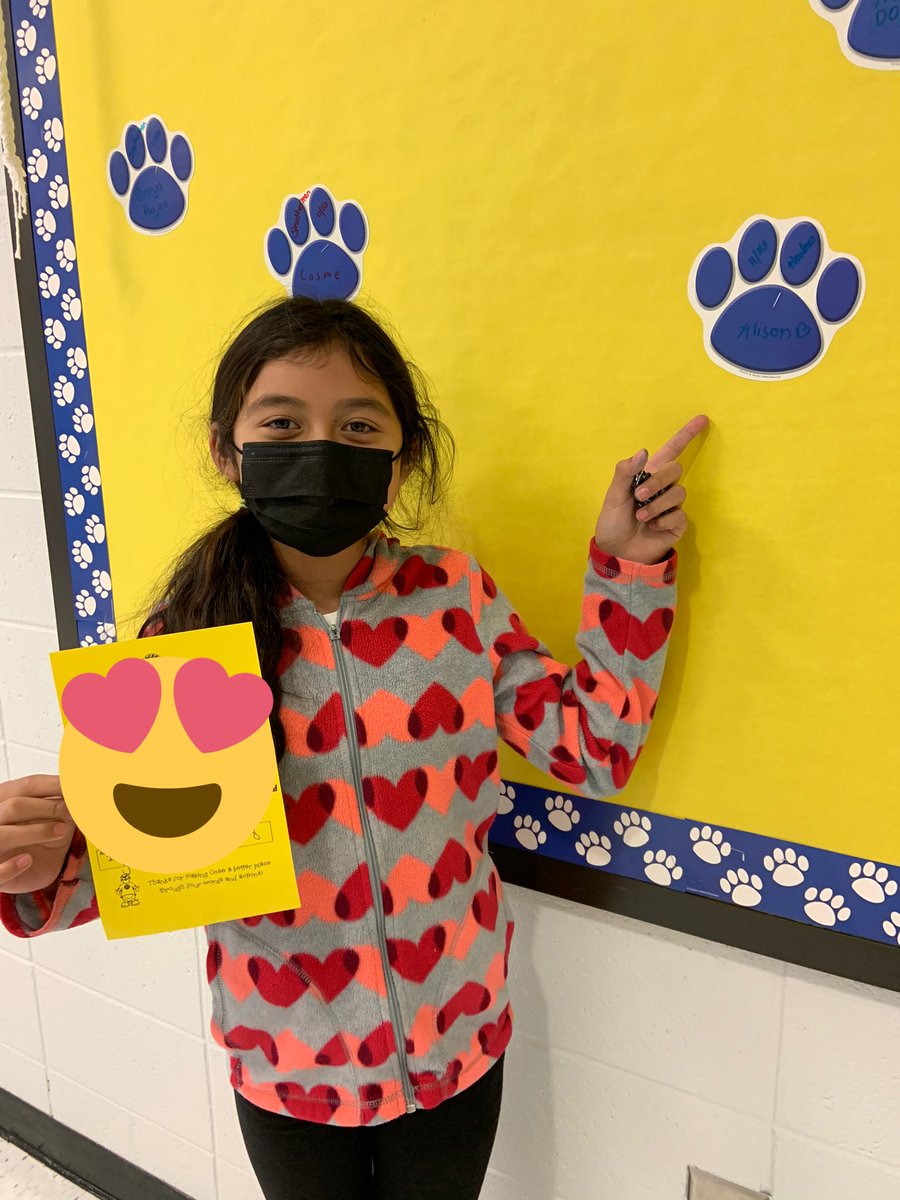 OCEEPrincipal's tweet photo. The best part of my day was getting to make phone calls to the parents of these 3rd grade Otters who got caught being #OtterlyAmazing!! @mrssmotherman @hashtagharkins https://t.co/vjgsmmKlZ9