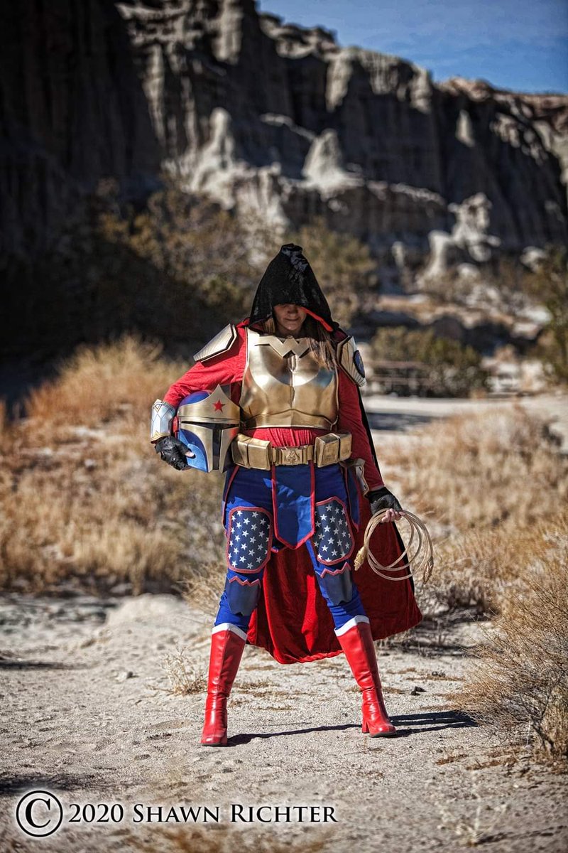 batcap50's tweet photo. Presenting @thelisalower 's new Wonder Woman Mandalorian cosplay!  It has some @GalGadot some @RealLyndaCarter and a while lot of badassery.  We had so much fun making it together! ❤️💛💙 #MandoMondays @kateesackhoff @ginacarano @PedroPascal1 #TheMandalorian https://t.co/qMoHQoz5ac