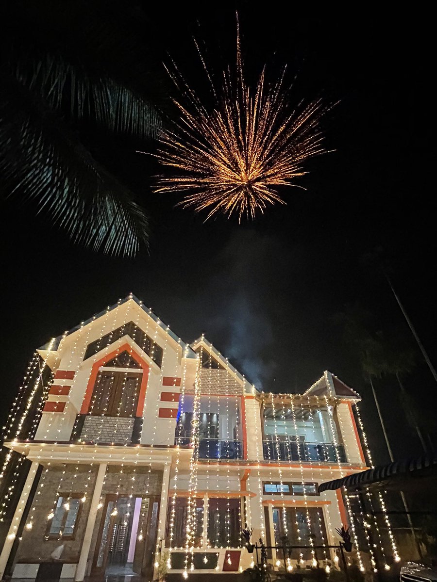 Bidishabgohain's tweet photo. Shot on #Apple12ProMax @Apple #DiwaliCelebration2020 https://t.co/vbhzLjDWU1
