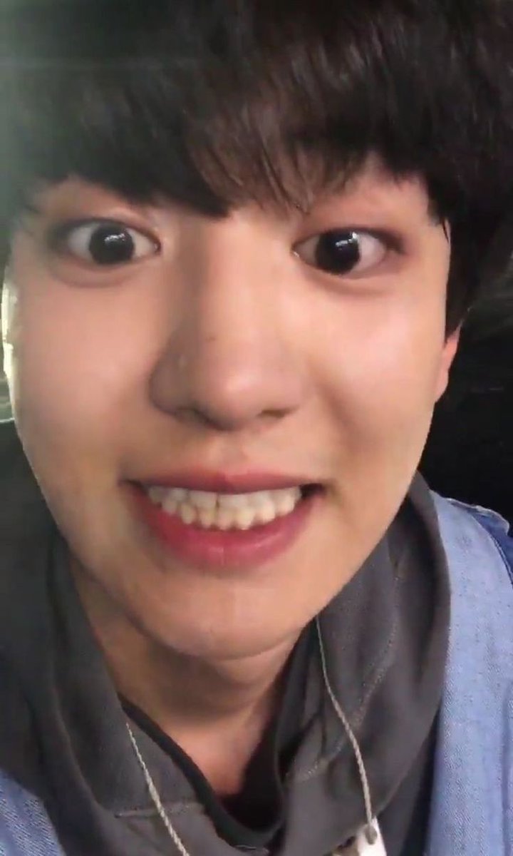 ex9hugs's tweet photo. 💌 Hay una nueva notificación!

⌲ @oohchunnie te ha llegado un abrazo de chanyeol!! 

 "eres una hermosa persona, mereces el amor de todo el mundo"

Espero y lo disfrutes mucho ♡ https://t.co/5V3oWYZRLJ