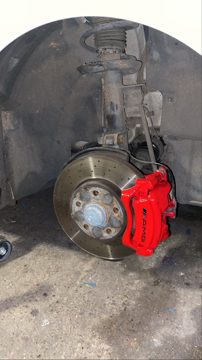 khanzautos's tweet photo. Just a few different colours for callipers done 😍
#customise #callipers #khanzautos https://t.co/gFtSIqtXpK