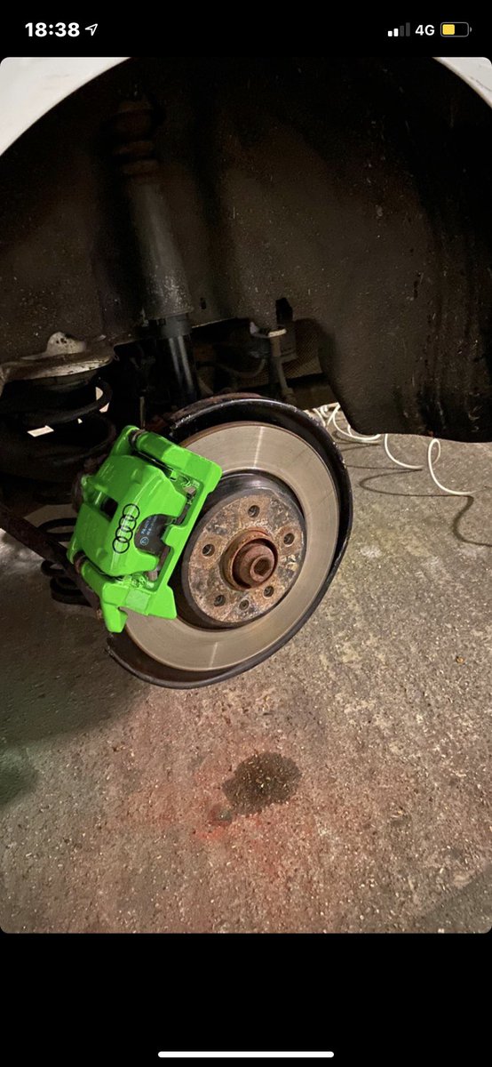 khanzautos's tweet photo. Just a few different colours for callipers done 😍
#customise #callipers #khanzautos https://t.co/gFtSIqtXpK
