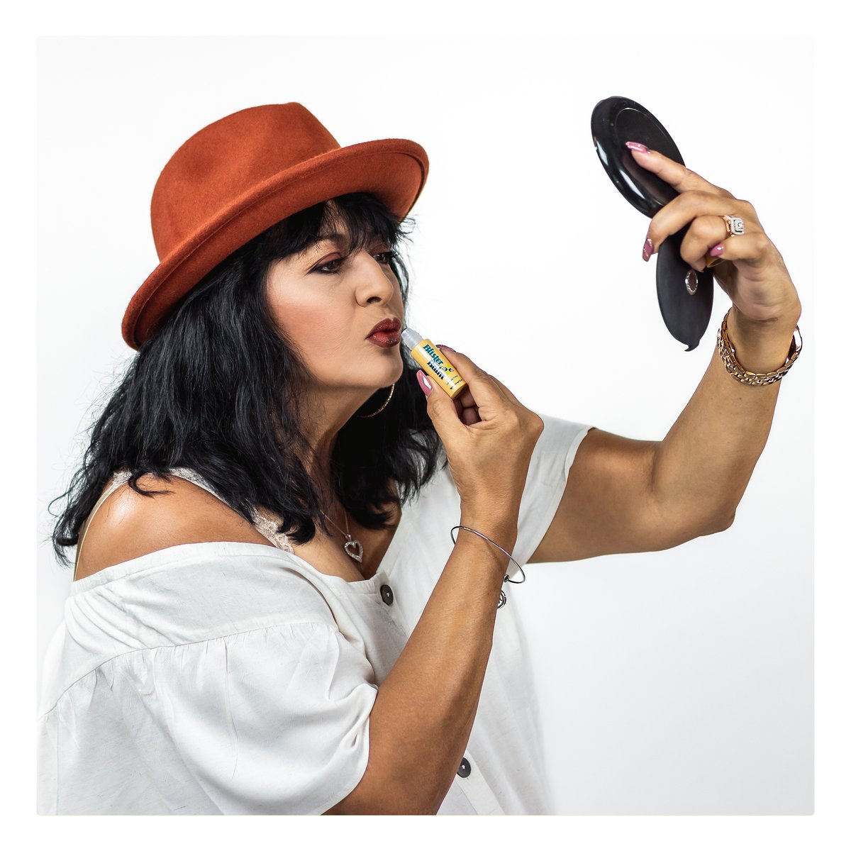 BlisterBalm's tweet photo. Look AND feel your best with Blister Balm® Lip Protectant. A moisturizing lip balm that not only relieves dry, chapped lips but also prevents cold sores!

#Lipbalm #lipprotectant #lipoil #lipcare #natural #jojoba #coldsore #feverblister #blisterbalm

https://t.co/yWl091arPL https://t.co/IomLH8FMLN