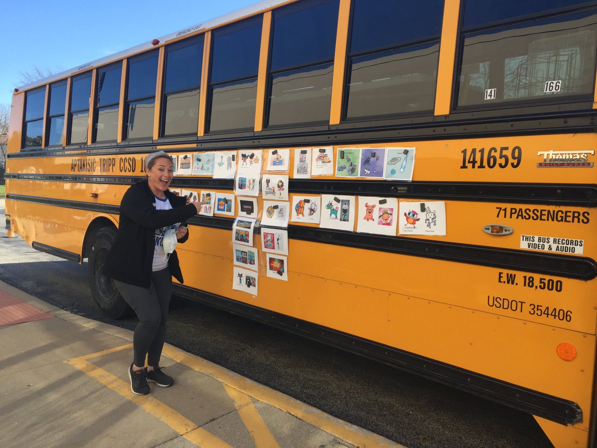 District102 Bookmobile tweet media