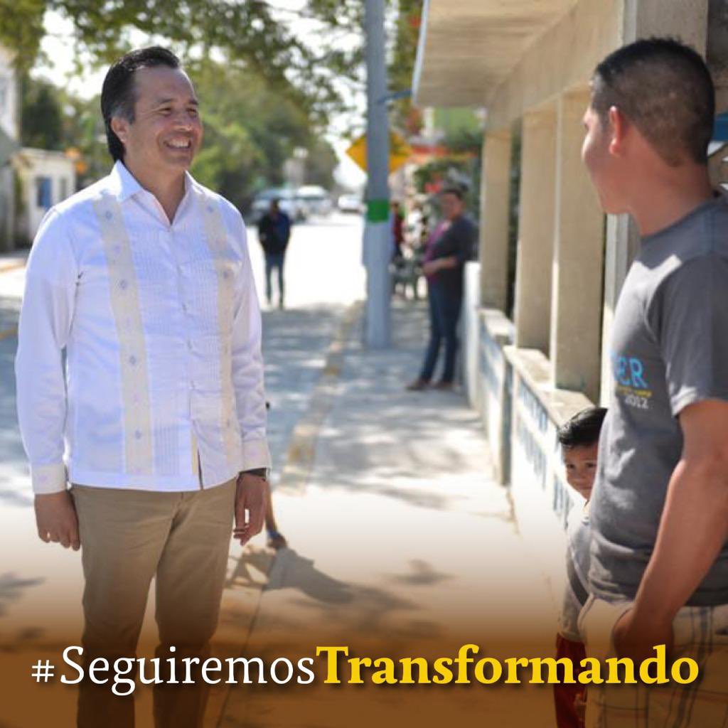 JonathanAH_'s tweet photo. Gracias a nuestro gobernador, @CuitlahuacGJ, por estos 2 años de grandes resultados para la comunidad educativa y el pueblo veracruzano, producto de un arduo trabajo. 

En el @GobiernoVer ¡#EstamosCumpliendo y #SeguiremosTransformando! https://t.co/twhdfwtIuP