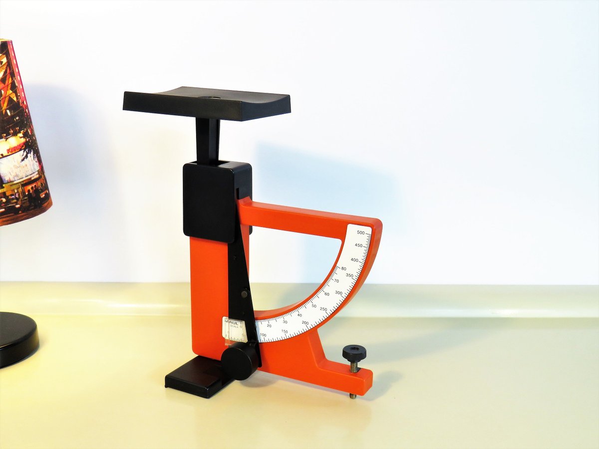 MaLanterne's tweet photo. Vintage Jakob MAUL Postal Letter Scale, Orange and Black Color Pendulum Scale, Craft Scale, Office Decor, Germany, Retro 70s https://t.co/aQKK3oc2Mi #GIFT #Wedding #Vintage #Mask #Christmas #FREESHIPPING #covid-19 #Vintage Fashion #BlackFriday #RetroGermany https://t.co/BtgcHs8Rcf