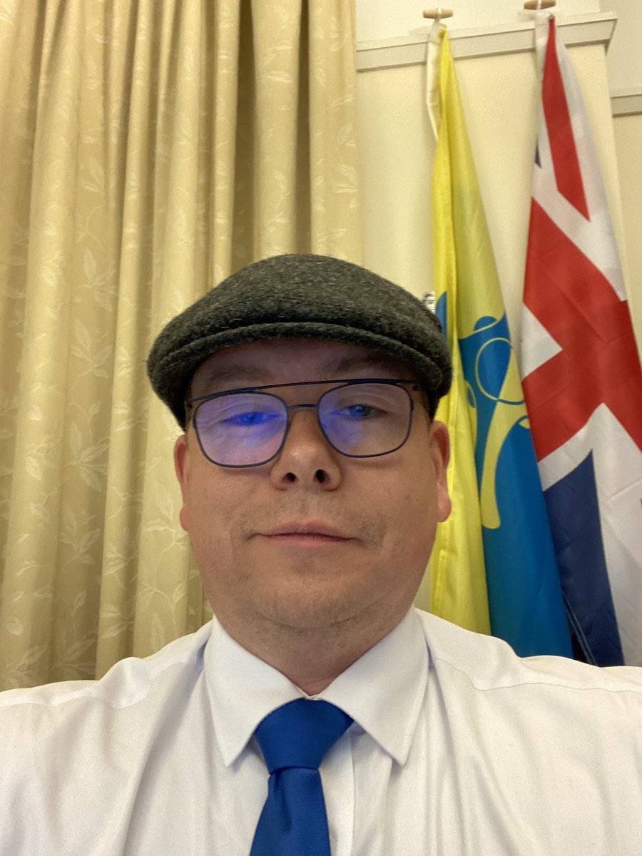 Peter Gibson's Instagram, Twitter & Facebook on IDCrawl