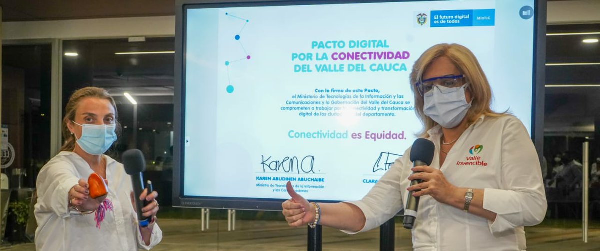 nelsonm87's tweet photo. GRACIAS, GRACIAS, GRACIAS... El Valle del Cauca y Nuestras Instituciones Educativas agradecen inmensamente su gestión. @karenabudi @Ministerio_TIC  @ClaraLuzRoldan #ValleInvencible @IENSECAN @nelsonm87 https://t.co/8j6fwj9jmO