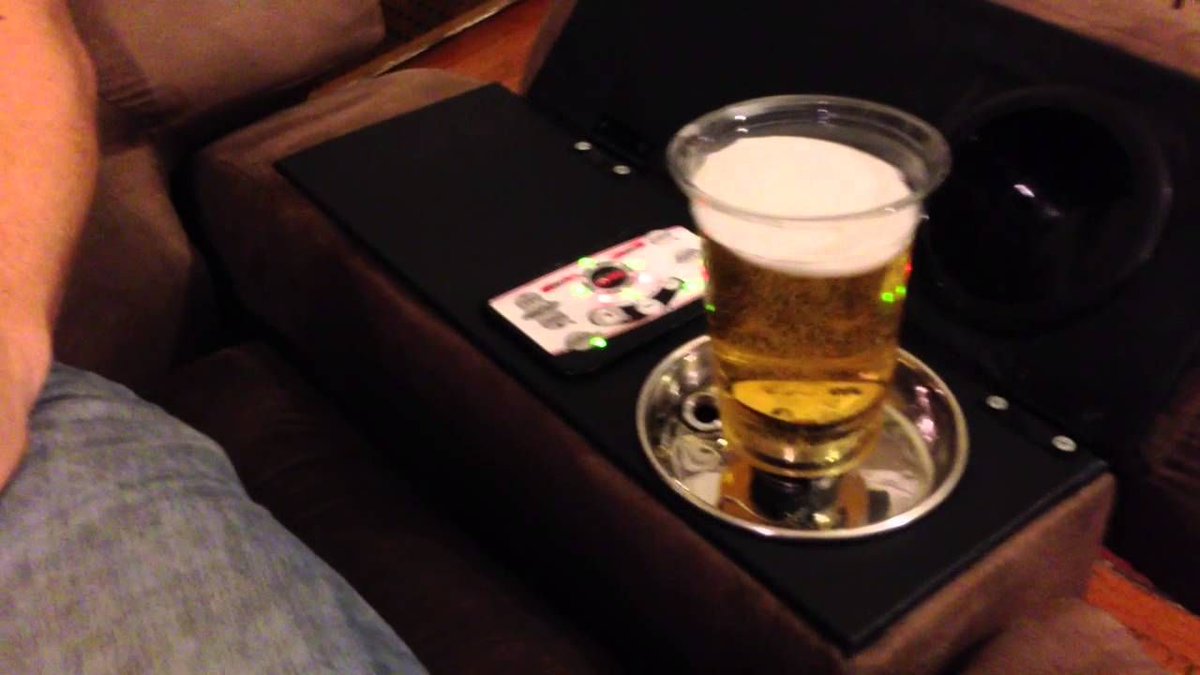 Let's see someone hide a #beer tower in the arm of a couch.
buff.ly/36EIWYS