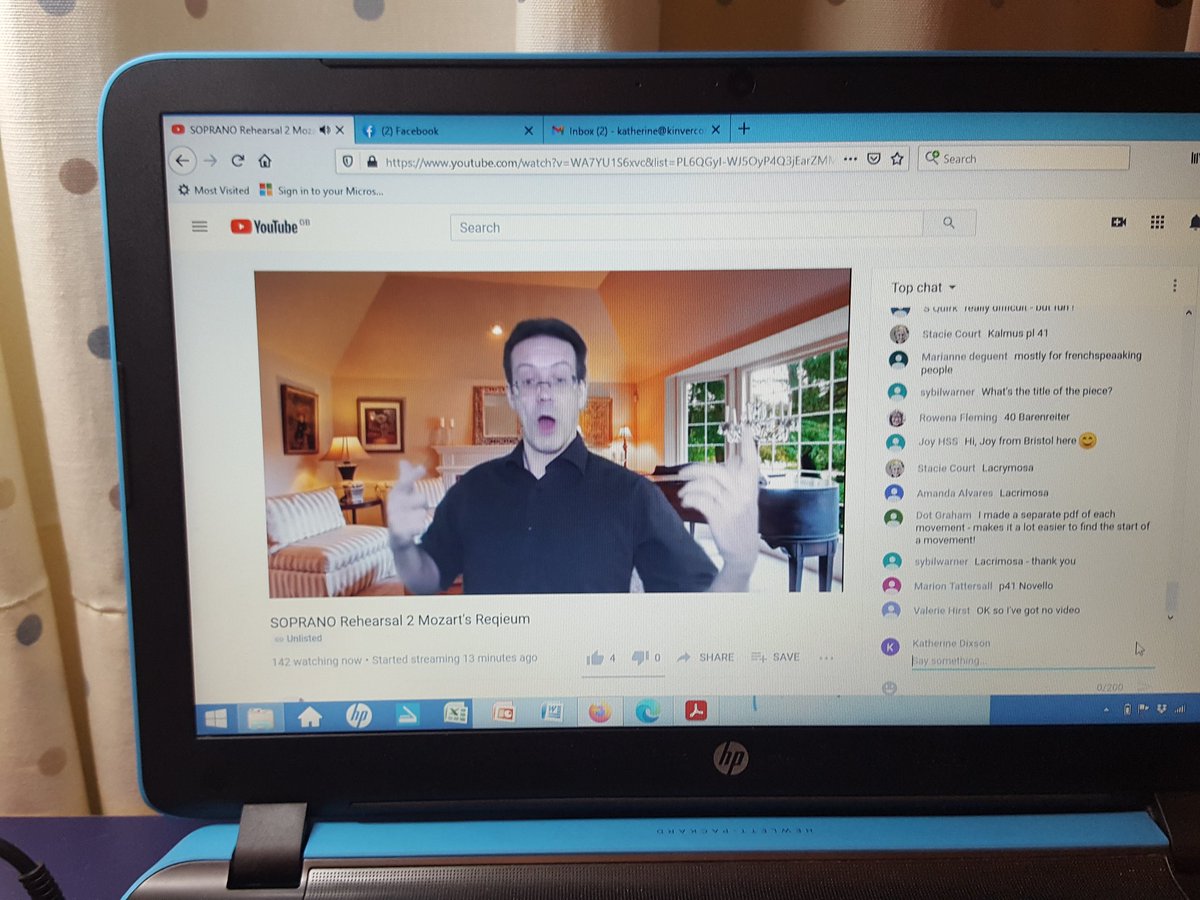 runbysingers's tweet photo. A new week, a new green screen backdrop for @MattFinchMusic1 #VirtualVienna #MozartRequiem Over 1400 individual tracks have so far been submitted towards our CD in aid of @requiem2cancer 👍🎧 https://t.co/Asyh5IVAjo https://t.co/xdQ4K8AkCm