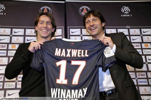 Nasser, Leonardo, Carlo Ancelotti, Pastore, Menez, Matuidi, Motta, et autres. Un PSG new look pour la saison 2011-2012 qui verra les parisiens être éliminé au 1er tour de C3, rater le titre de champion de France au détriment de Montpellier...mais avec de belles perspectives.