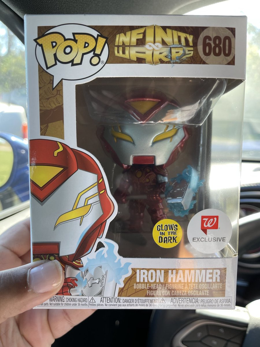 TattedShinobi's tweet photo. Found the #InfinityWarp Captain American/Dr. Strange and Iron Man/Thor! https://t.co/LUcljBqZu9