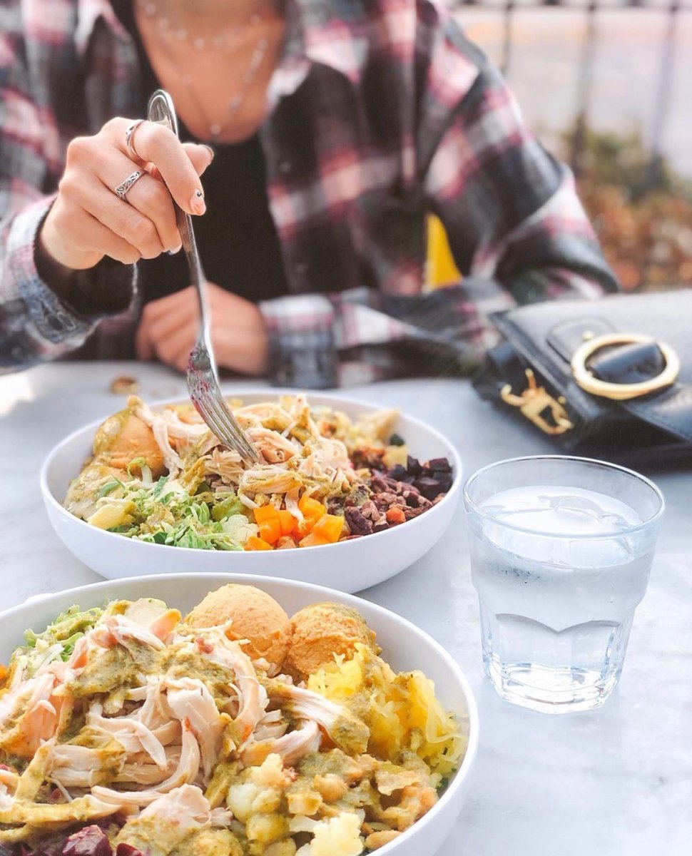 Way too cold to go out? Just stay in! ⁠
Order online 👉🏽 zpr.io/HShza
⁠
⁠
Thanks linder_surprise for stopping by ✨⁠