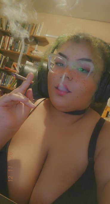 I'm bored. Let me play with you. #bbw #ssbbw #bbwhot #domme #femdom #fetish #smokefetish #paypig #bbwworship<a href="/tag/bbw"class="tags">#bbw</a><a href="/tag/ssbbw"class="tags">#ssbbw</a><a href="/tag/bbwhot"class="tags">#bbwhot</a><a href="/tag/femdom"class="tags"><span>#femdom</span></a><a href="/tag/fetish"class="tags"><span>#fetish</span></a><a href="/tag/sissy"class="tags"><span>#sissy</span></a><a href="/tag/domme"class="tags"><span>#domme</span></a><a href="/tag/paypig"class="tags"><span>#paypig</span></a><a href="/tag/smokefetish"class="tags"><span>#smokefetish</span></a>