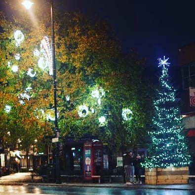 We hope you like the new Christmas lights. 🤗🌟🌲🎅They're paid for by the local businesses! Please return the love when thinking about where you spend your money this Christmas #shoplocal #supportlocal #twickenham 💚💙