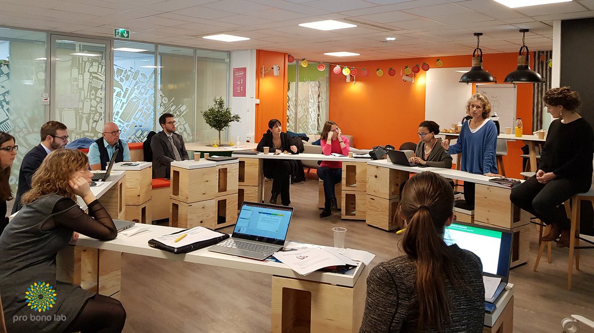 ParisLaDefense's tweet photo. Coup d'envoi de la 6⃣ème édition de la #ProBonoFactory à #ParisLaDéfense !
Cette année, dans un contexte inédit, 150 volontaires issus d'entreprise basées sur le territoire mettent leurs compétences au service de 15 associations ➡ https://t.co/HQZRT4FBeU https://t.co/uq63MjEREb