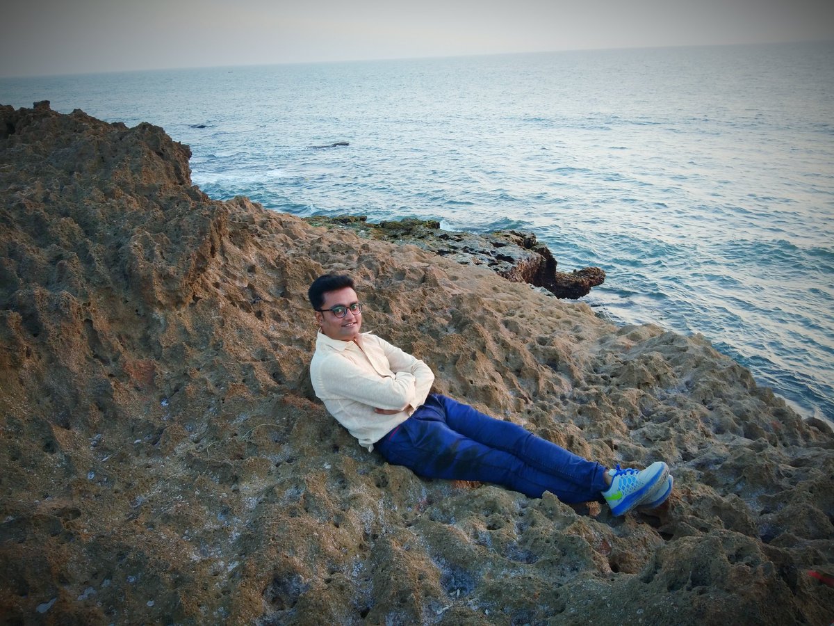 prem_parag's tweet photo. #Trending #newyear2020 https://t.co/L3YOBVrV6r