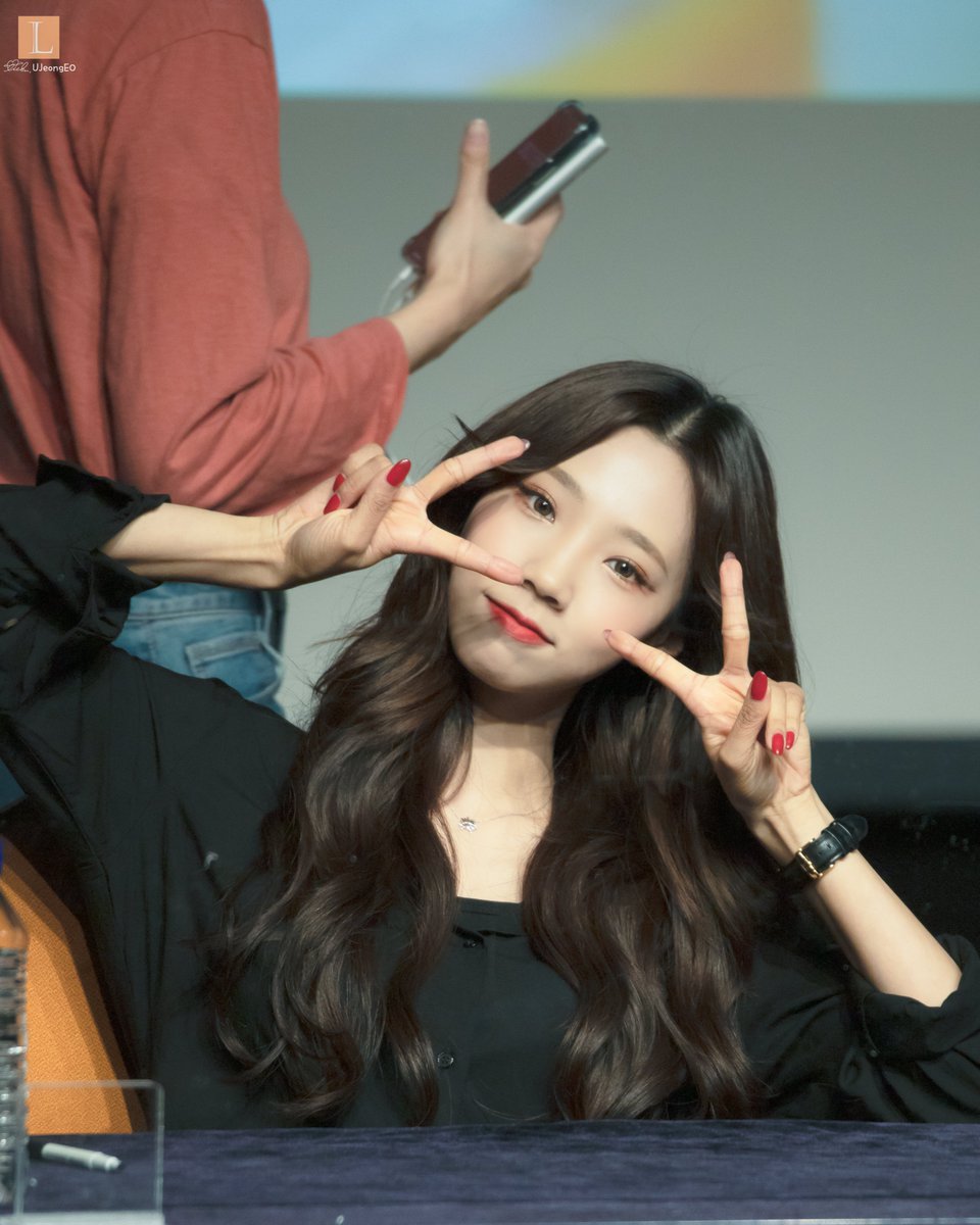 U_JeongEO's tweet photo. 201114 쪼꼬미 여름
#우주소녀 #쪼꼬미 #여름  
#WJSN #CHOCOME #YEOREUM 
@WJSN_Cosmic https://t.co/hmAIR5BYXw