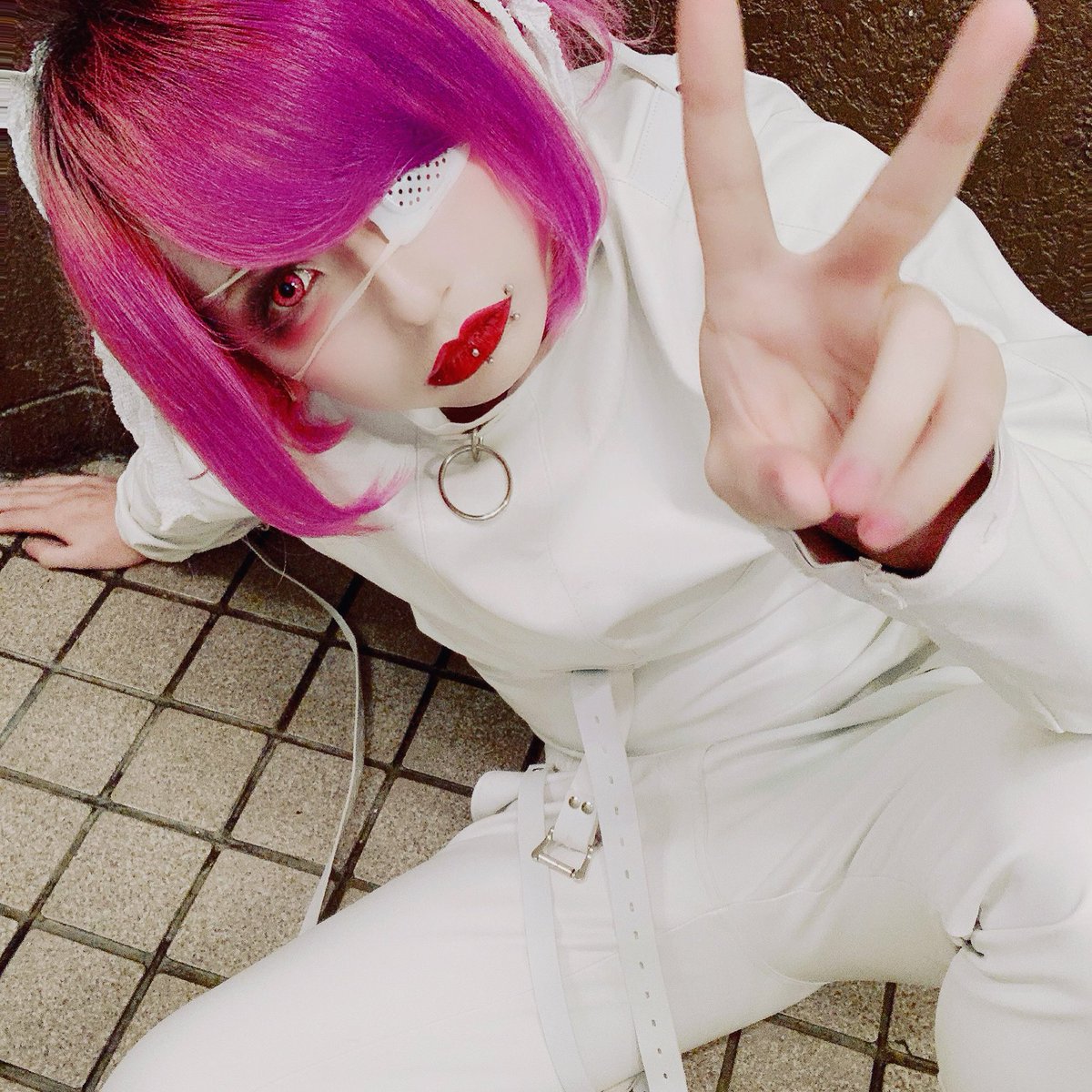 今日は怨'zのレコーディング中✌️

これが終わればいったん終了。

もうひと頑張り。

名阪ツアー終わったらまた作曲の日々だけど。

あとチェキ予約の特典明日告知します🐥