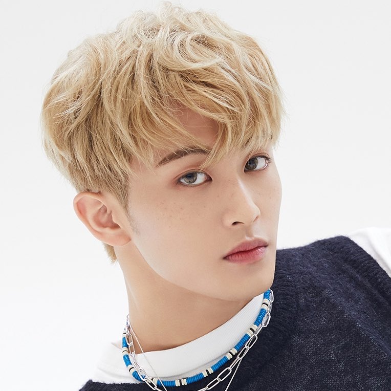 마크 주근깨 ㅜㅜ...