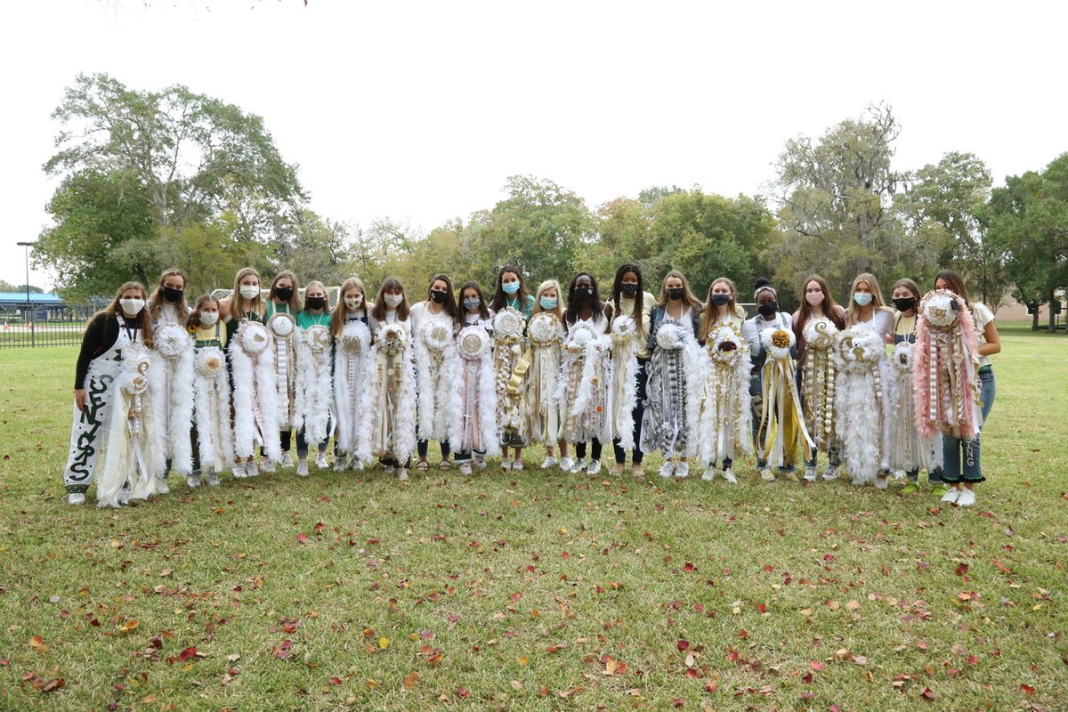 FBEagles's tweet photo. #HomecomingRecap Last week was awesome, FBCA family. So many smiles! Take a look at some highlights from Spirit Day: 

#TogetherWeSoar #FBCAHoCo #Homecoming #FBEagles https://t.co/84CMaQMraY