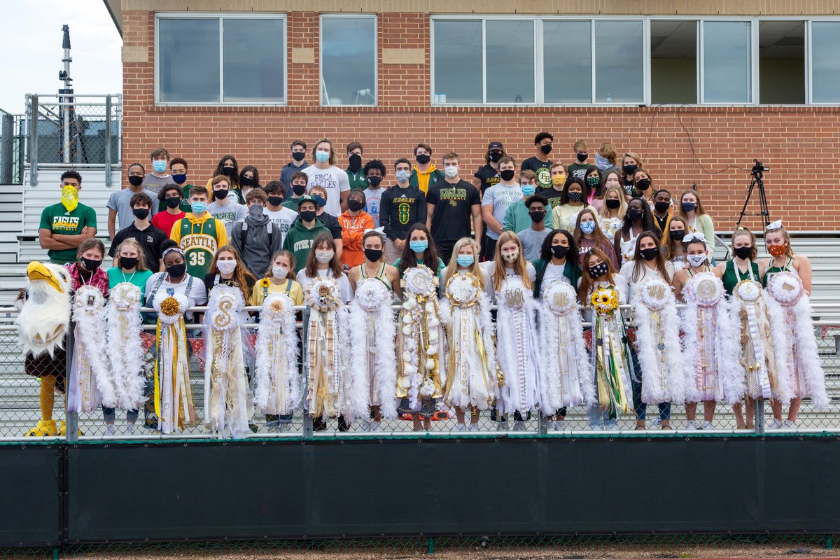 FBEagles's tweet photo. #HomecomingRecap Last week was awesome, FBCA family. So many smiles! Take a look at some highlights from Spirit Day: 

#TogetherWeSoar #FBCAHoCo #Homecoming #FBEagles https://t.co/84CMaQMraY
