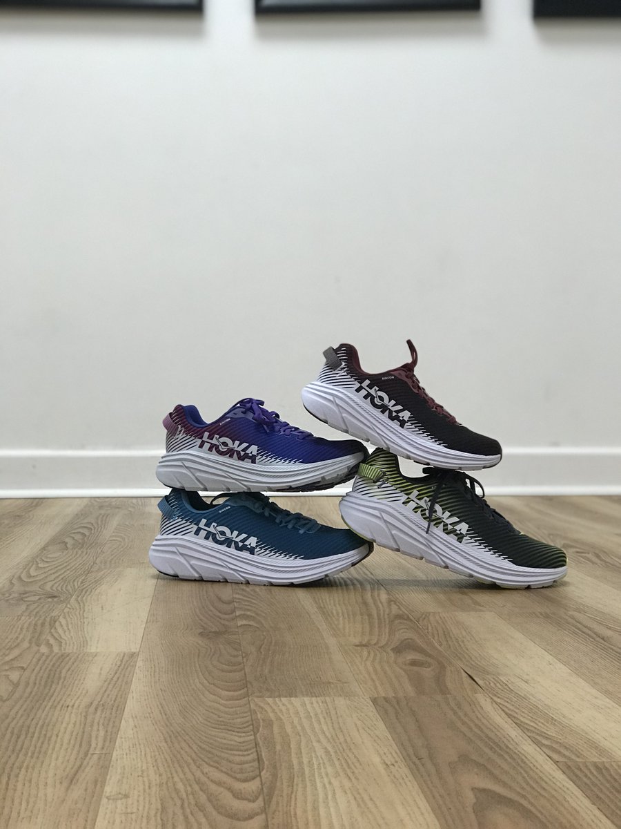 StrictlyRunnin6's tweet photo. Are you looking for a great cushioned shoe that is lightweight and fast? Look no further than the Hoka Rincon 2!  It is a shoe that can be used for a long run, as well as a track workout or race! Stop by and try a pair on this week!!
Monday-Saturday: 10-6
Sunday: 2-6
See Ya!! https://t.co/NYeS5iSCuY