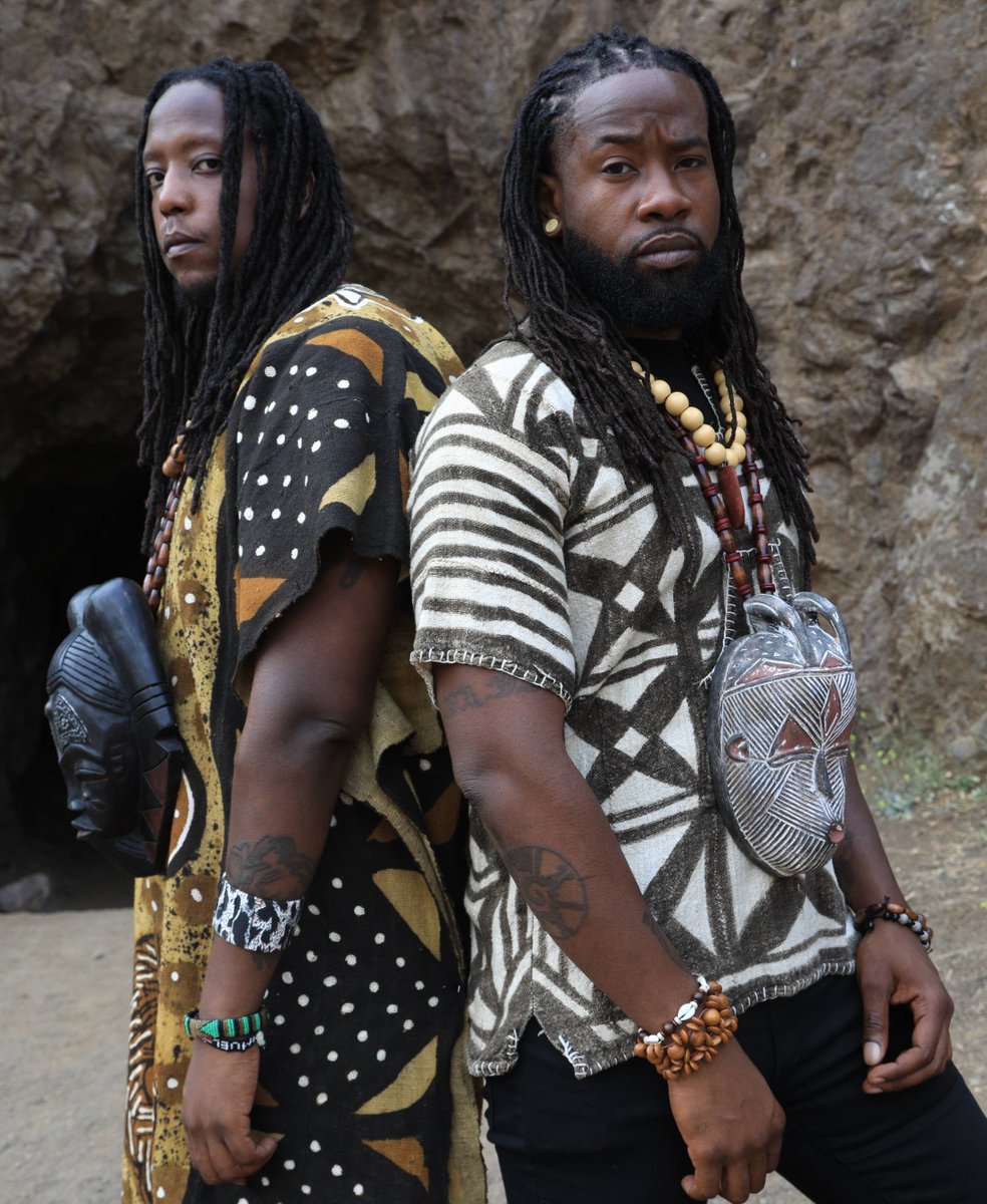 PStheRebels's tweet photo. Brothers Keeper...

📸: @larrywrightphotography

#PStheRebels #Pihon #SamUiLL #BlackExcellence #AfricanExcellence #African #Africanprint #Africanfashion https://t.co/25FbOT8LUR
