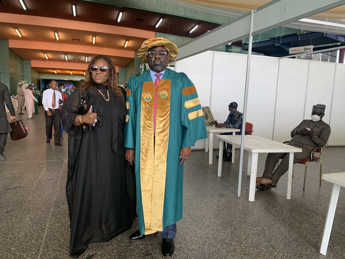 AmazonEnergyLtd's tweet image. The CEO of Amazon Energy Limited David Olayinka T. Oluwatimehin and his beautiful wife Mrs Moroti Oluwatimehin at the Nigerian Society of Engineers 16th Fellowship Confermemt Lecture and Ceremony at the International Conference Center Abuja.

#nseabuja #amazonenergy #engineering