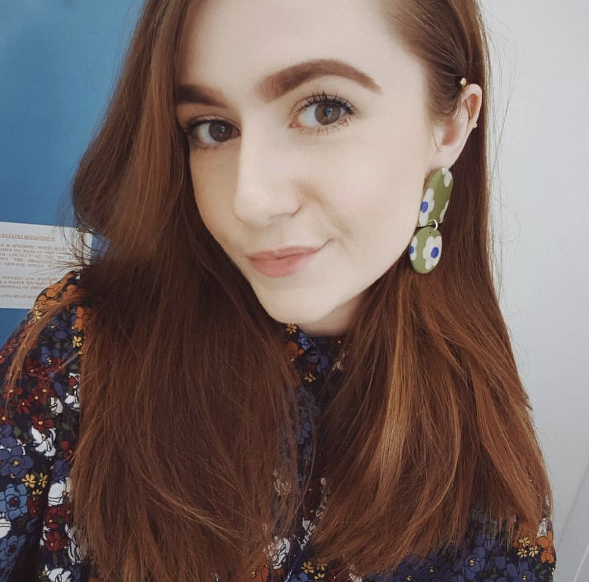 The lighting here is a bit rubbish BUT we have Sara and Loom here, some absolutely breathtaking earrings!! I had my eye on the Blomst (2nd photo) earrings for AGES and I’m so glad I bought them (if I had a pick a fav it would be them)  http://saraandloom.etsy.com 