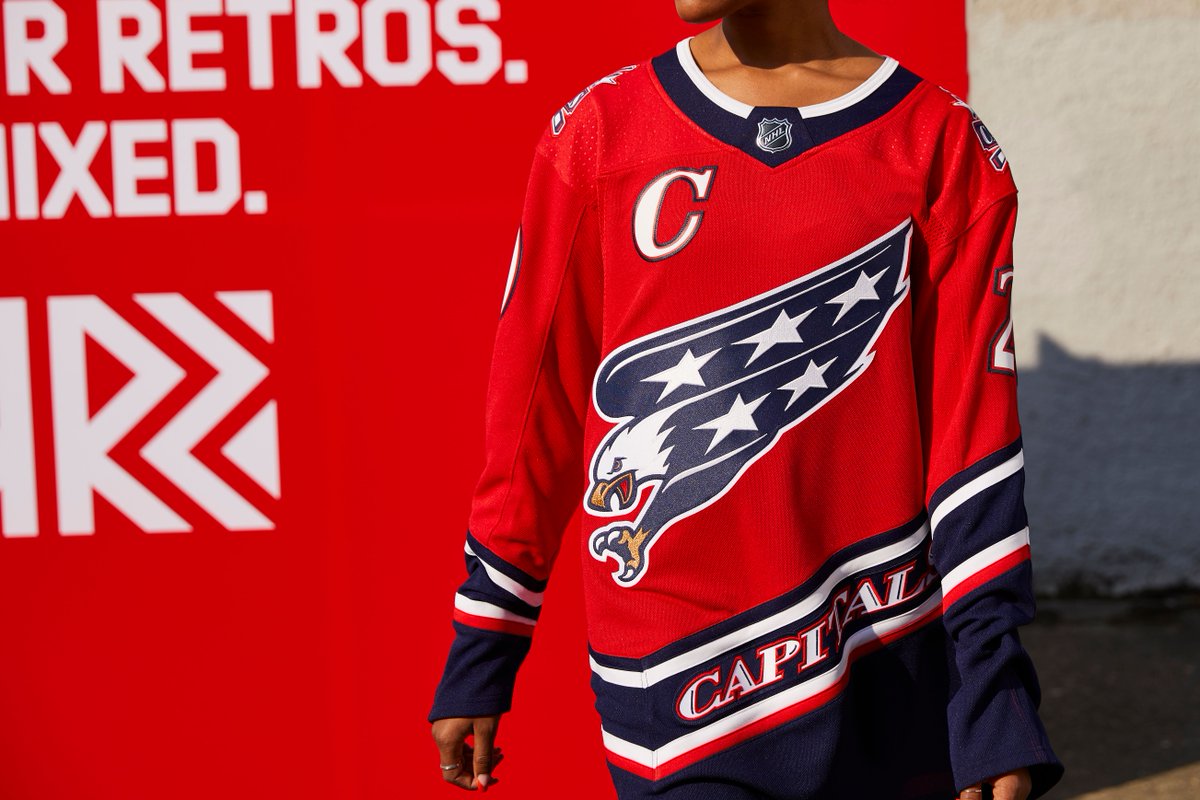 RobONEMaryland's tweet photo. Well, they're here!!! The #Caps release pics of the #ReverseRetro and I think they're SWEET!!!!

So sweet -- I'm recording a Capital Building Podcast on it later today! Subscribe now!!!

https://t.co/lgGmDjF31i https://t.co/Afqvbva5qS