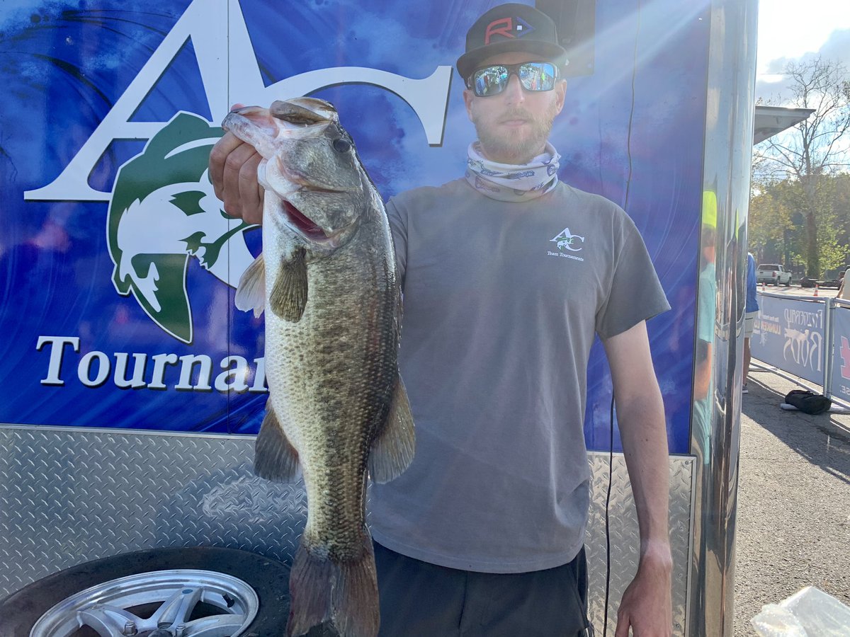 KMCFishing's tweet photo. @WheelerFishing Chicamauga. https://t.co/KTajM06fry