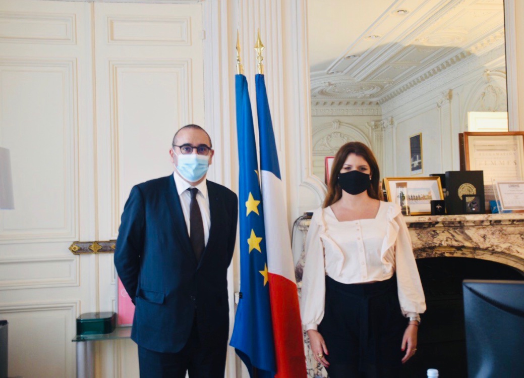 MarleneSchiappa's tweet photo. Séance de travail avec @NunezLaurent coordonateur national du renseignement et ancien ministre.
Lutte contre le terrorisme, création de l’unité de contre discours républicain, projet de loi contre le séparatisme...
Échanges passionnants et efficaces. Merci. https://t.co/pTUOIVwHxs