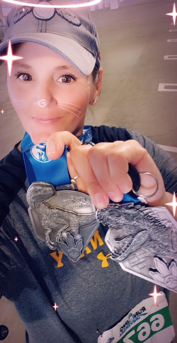 HeartXoErika's tweet photo. A year ago today I was running at @UniStudios, I miss that so much! This year was changed to virtual runs, which I still participated, but it's not the same. I look forward to when we can do this again. 💙 #runninguniversal https://t.co/wEqm7fvWcm