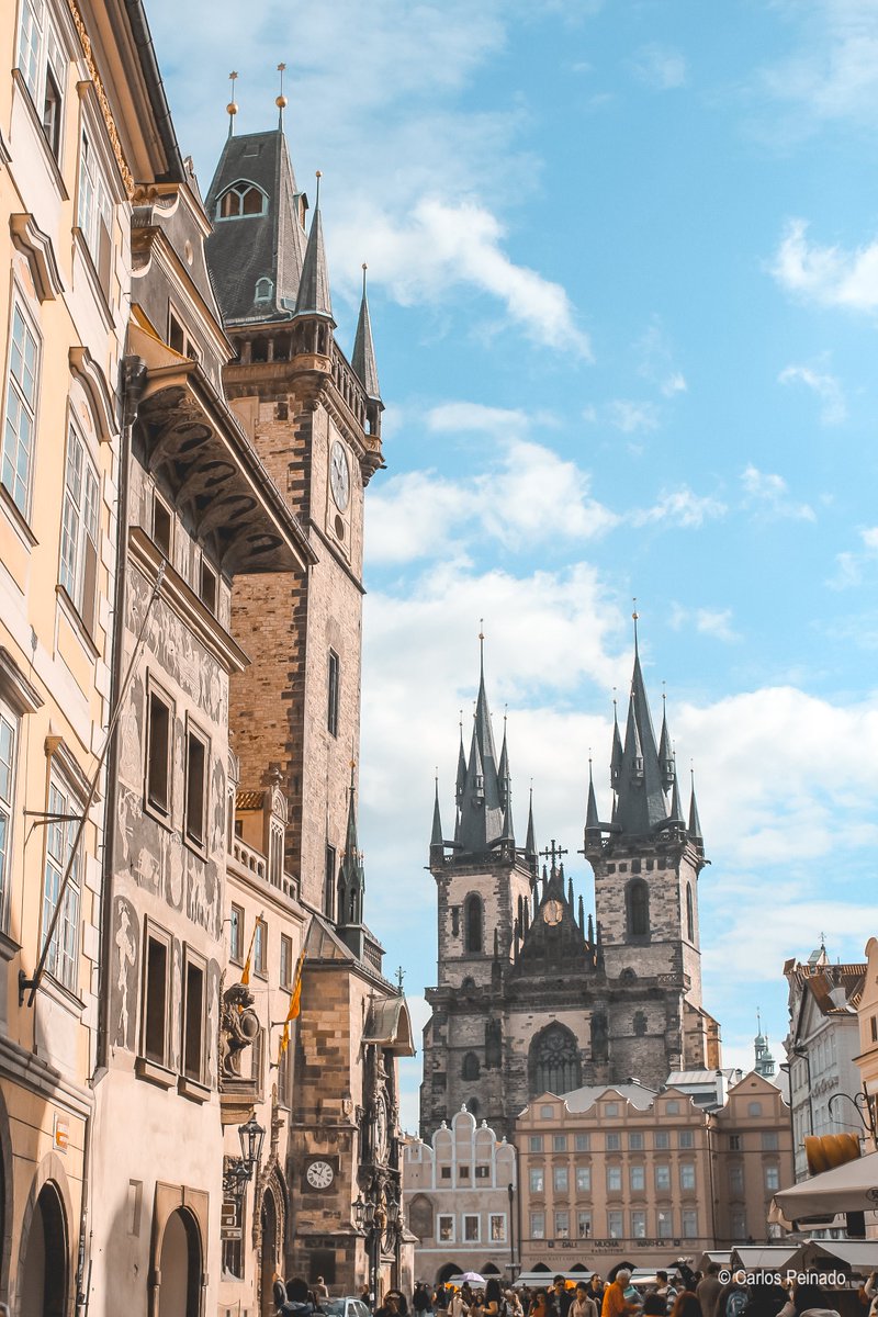PeinandoTierra's tweet photo. Staromestské námestí (Plaza de la Ciudad Vieja) - Praga 🇨🇿 https://t.co/1JutBGXxCp