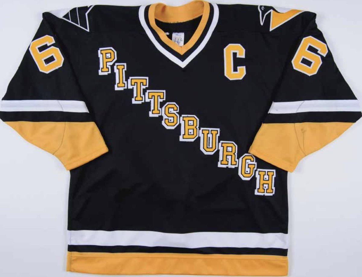 Penguins Bring Back 90s Look for New Third Uniform – SportsLogos.Net News