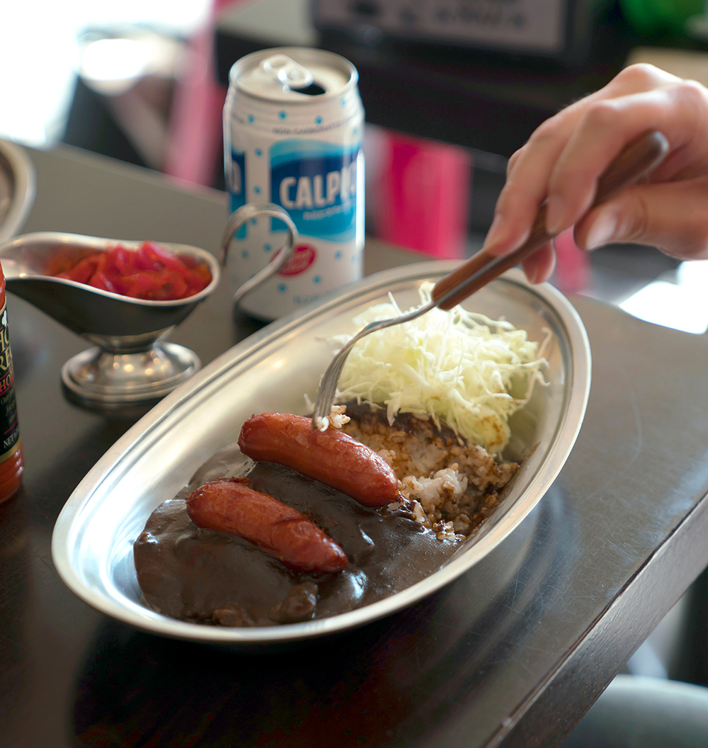 ggcamerica's tweet photo. Feels like you’ve saus-”aged” about a million years since March? Make sure to take breaks and take care of yourself!
#howlonghasitbeen #sausage #Japanesecurry #curry #rice #Gogocurry #gogocurryamerica #takeabreak #staygenki #ganbarou https://t.co/ocH24h4ezV