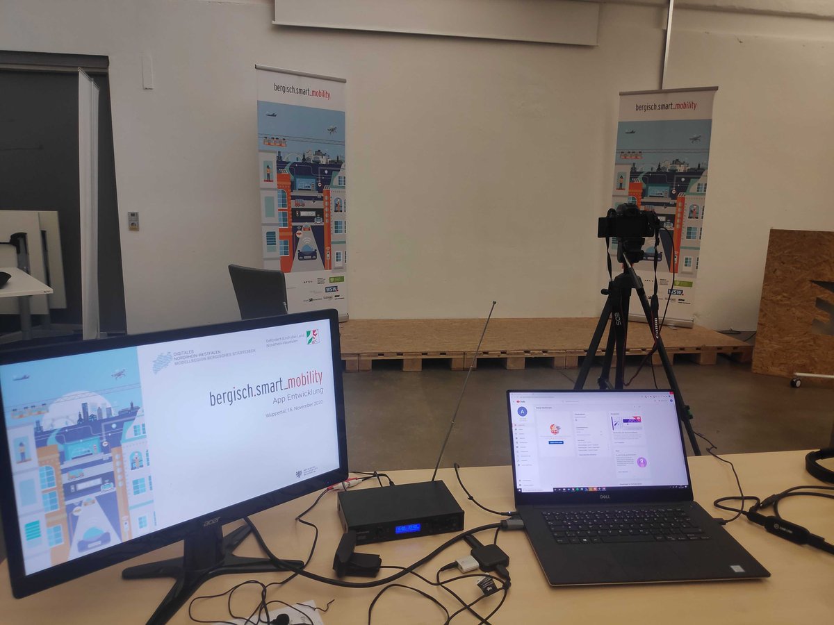 TMDTWuppertal's tweet photo. Gleich geht's los mit unserem Kick Off des #Hackathons #hack4sc @BergischRethink @BergischSmart_M! Die Vorbereitungen sind so gut wie abgeschlossen für den Stream aus dem Freiraum @Uni_Wuppertal. Wir freuen uns auf alle Teams! Anmeldungen sind auch weiterhin möglich https://t.co/njKbiPN3pv