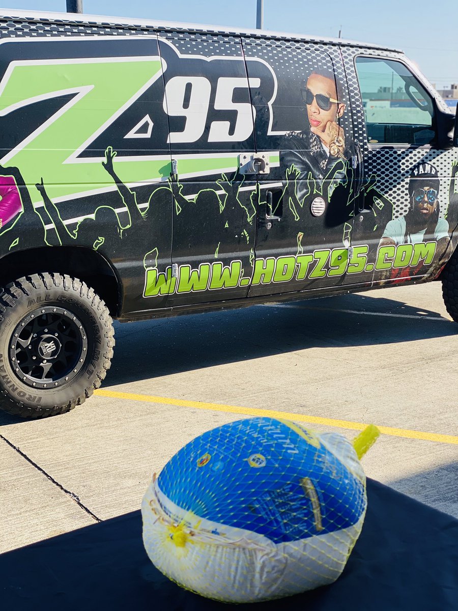 hotz95's tweet photo. Come by the CC TRADE CENTER parking lot.. guess the weight of this turkey for a chance to win $100 Visa gift card.. you don’t have to be present to win.. we are here until 11am 🦃 https://t.co/wJD3xUDgOI