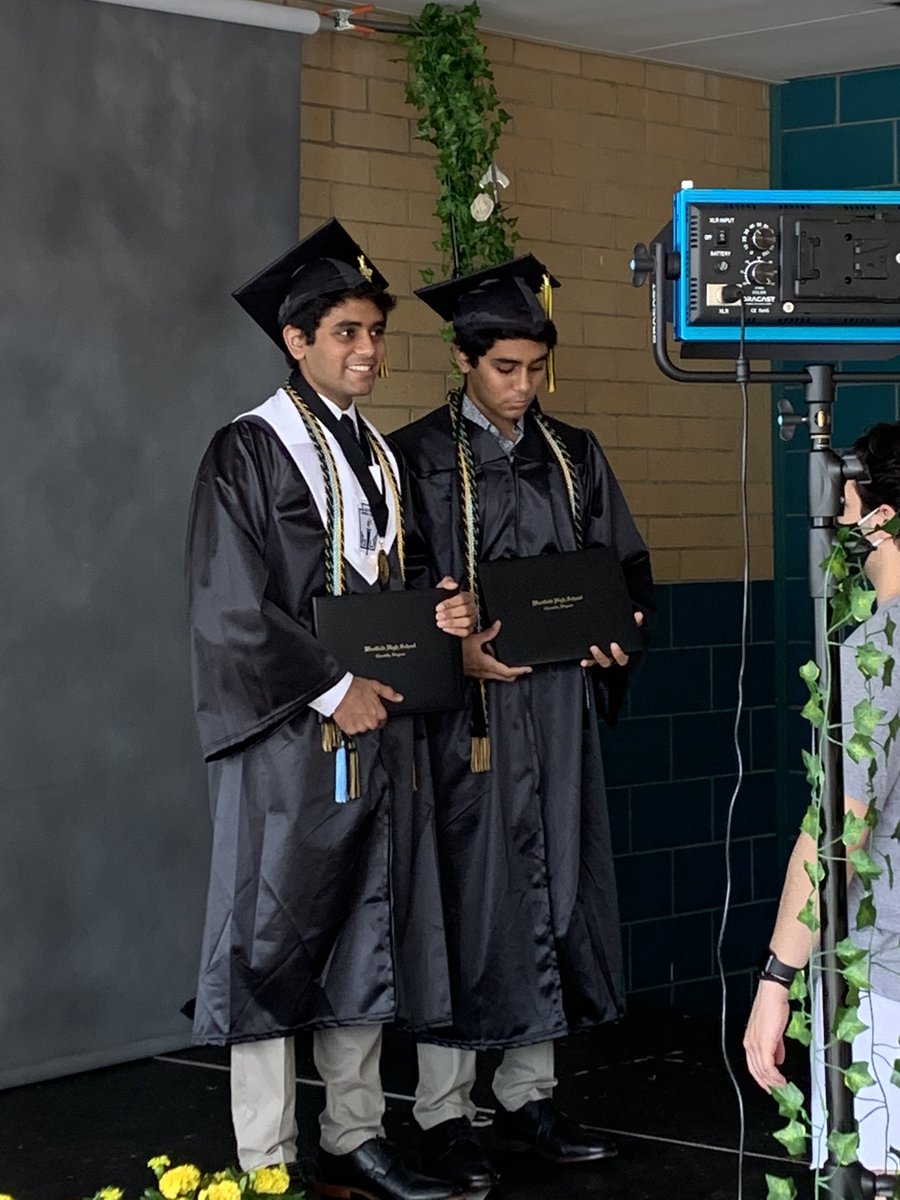 L Hoyseth tweet media