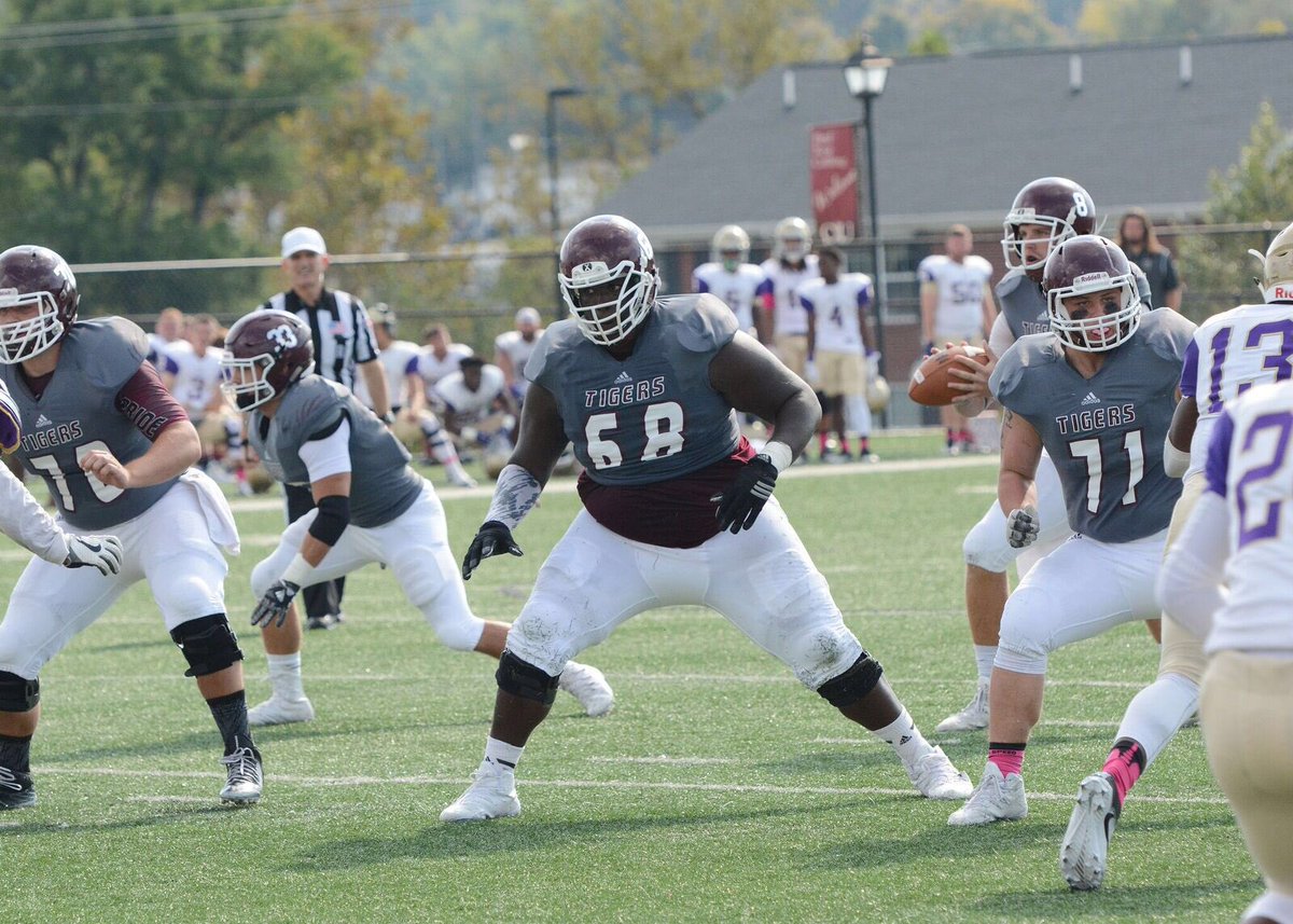 Ryan54Frazier's tweet photo. After a great conversation with @TheCoachAlcorn I am blessed to say I have received a offer from Campbellsville University!! @CvilleTigersFB @WoodfordFBall https://t.co/PHrvGeKL76