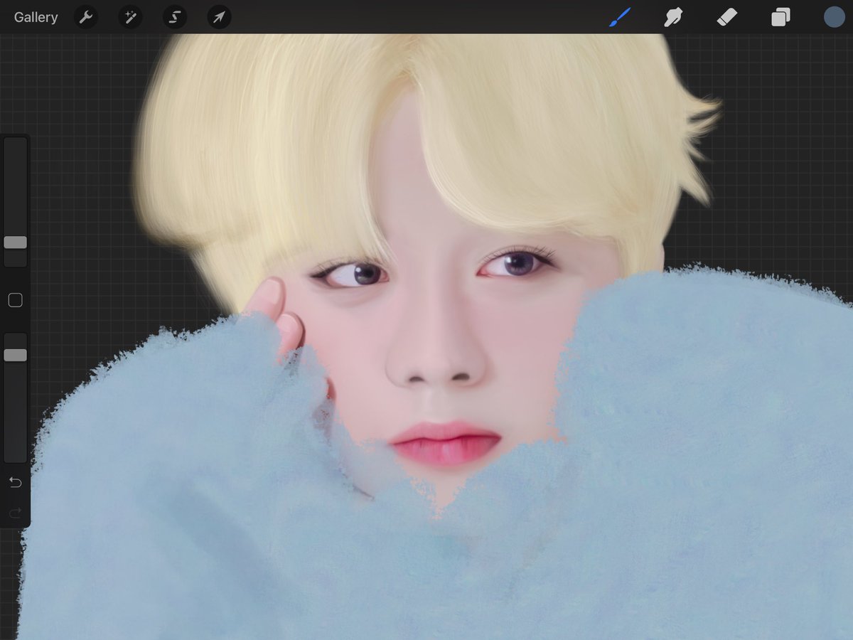 khumnordor1707's tweet photo. เหมือนเอาจีฮุนห่อด้วยผ้าขนหนู ก็น้องเพิ่งอาบน้ำเสร็จอ่ะคุมแม่ 555555555555 https://t.co/Umwop0RBiG