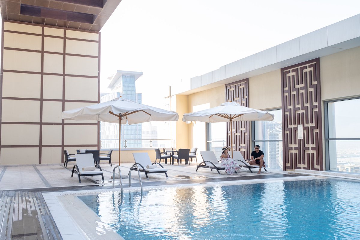 dusitdohahotel's tweet photo. Our residents enjoy a chilled day by our rooftop swimming pool with spectacular views of and delicious bites.

Hands up who’d like to be here today 🙋🏼‍♀️

#pool #DohaViews #DusitDohaHotel #Dusit #DusitHotels #Doha #Qatar https://t.co/bVhfuRDgLa