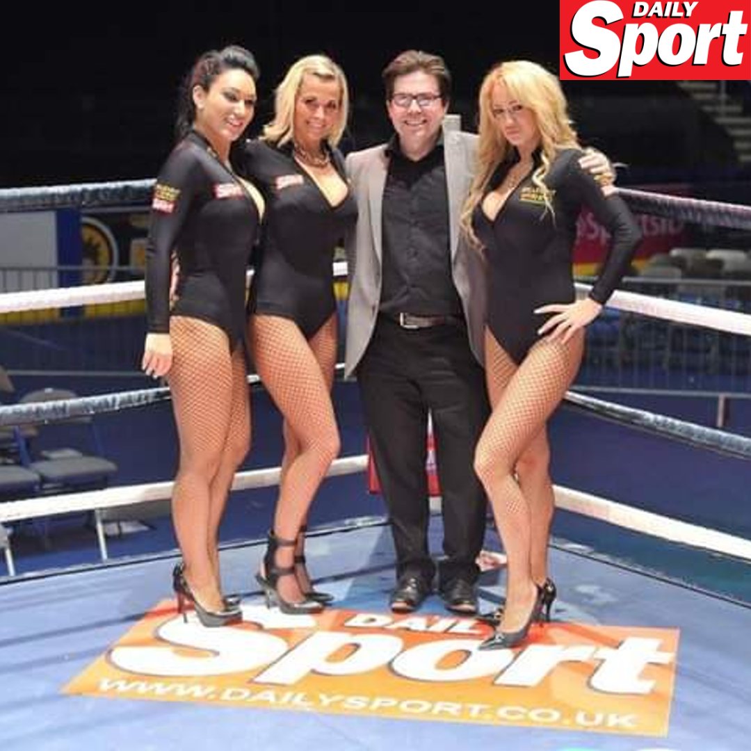 Daily_Sport's tweet photo. #Throwback #TeamDailySport #Ringgirls #Boxing #SheffieldBoxing our first event in Sheffield back in 2014 with our friends @RhinoSheffield great times #BigFights #CharityEvent #IceSheffield #PromoGirls #RT https://t.co/NkdeAdAQd3