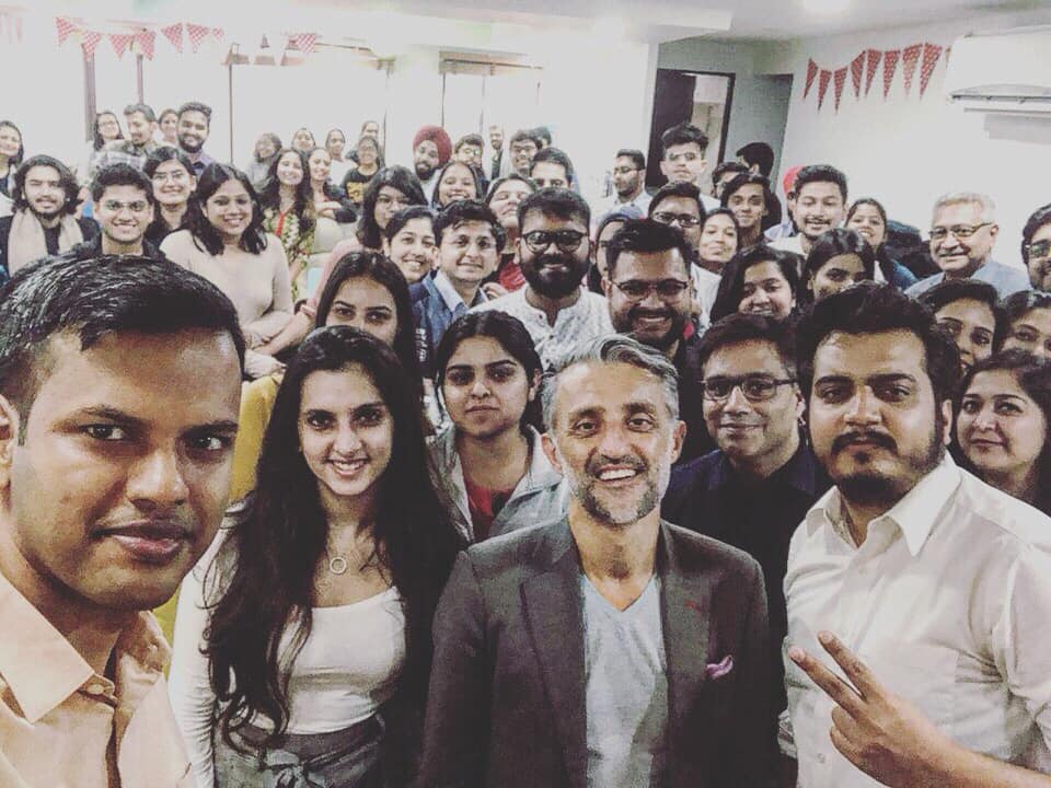 One of the most important parts of our culture at  @leverageedu, to help you see individual growth every day, this Leverage Edu Townhall selfie  @dishahdadpuri  @Akshay001 says it all. PS: Scroll through the pictures to notice my photo-phobia slowly disappear :)