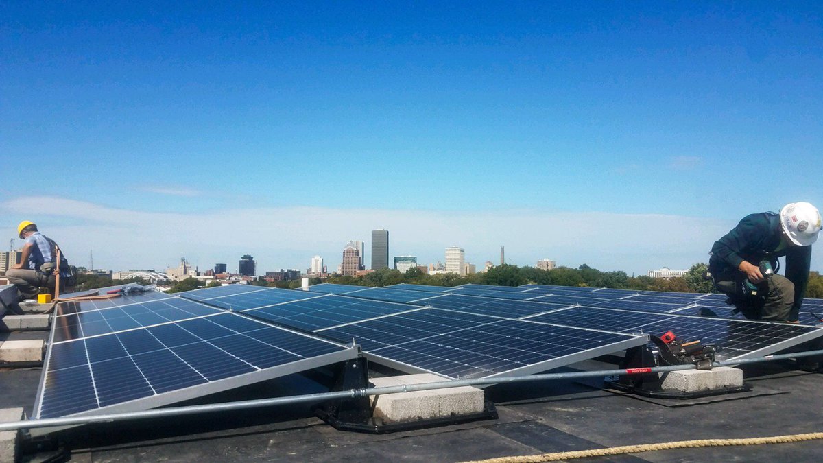 ⚡ GREENSPARK IS HIRING ⚡ We are looking to add an Operations and Maintenance Service Technician to our team for monitoring, troubleshooting, and supporting GreenSpark’s fleet of renewable energy systems. Learn more at buff.ly/3f1V4p9. ☀️ #hiring #RochesterNY
