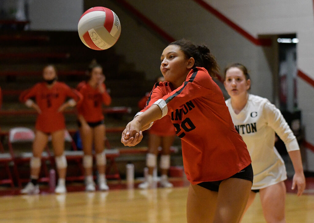 RiverQueenVball's tweet photo. Congrats to @makaylahoward25 for making Class 4A First Team Southeast All District! She was one of two sophomores on the team! Congrats! 

https://t.co/uvkAGY92oM

https://t.co/eETZKN8jUP https://t.co/IKLyRK7gHM