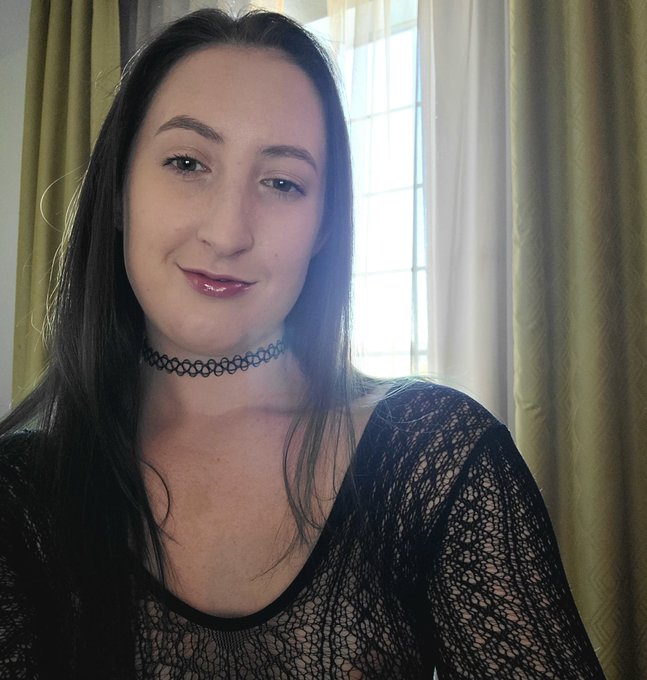 Live on chaturbate as rg_hottie  . Come say hi!! #chaturbate #camgirl #cammodel #model #ofp #onlyfans
