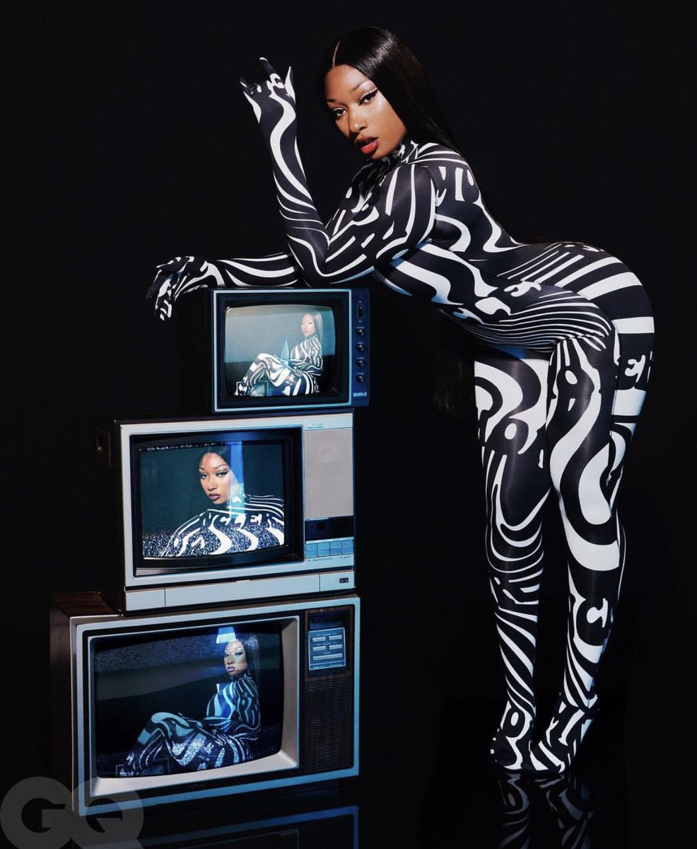 sevnstudio's tweet photo. Meg Thee Stallion “Rapper of the Year” for GQ https://t.co/oMx1NMvdts